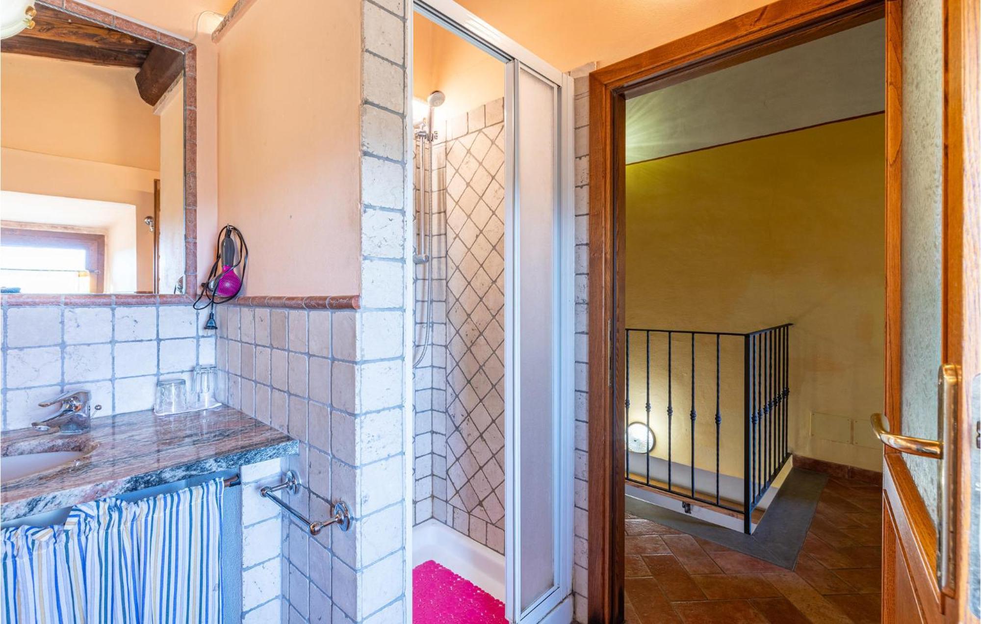 Awesome Home In Marliana With Kitchenette 外观 照片