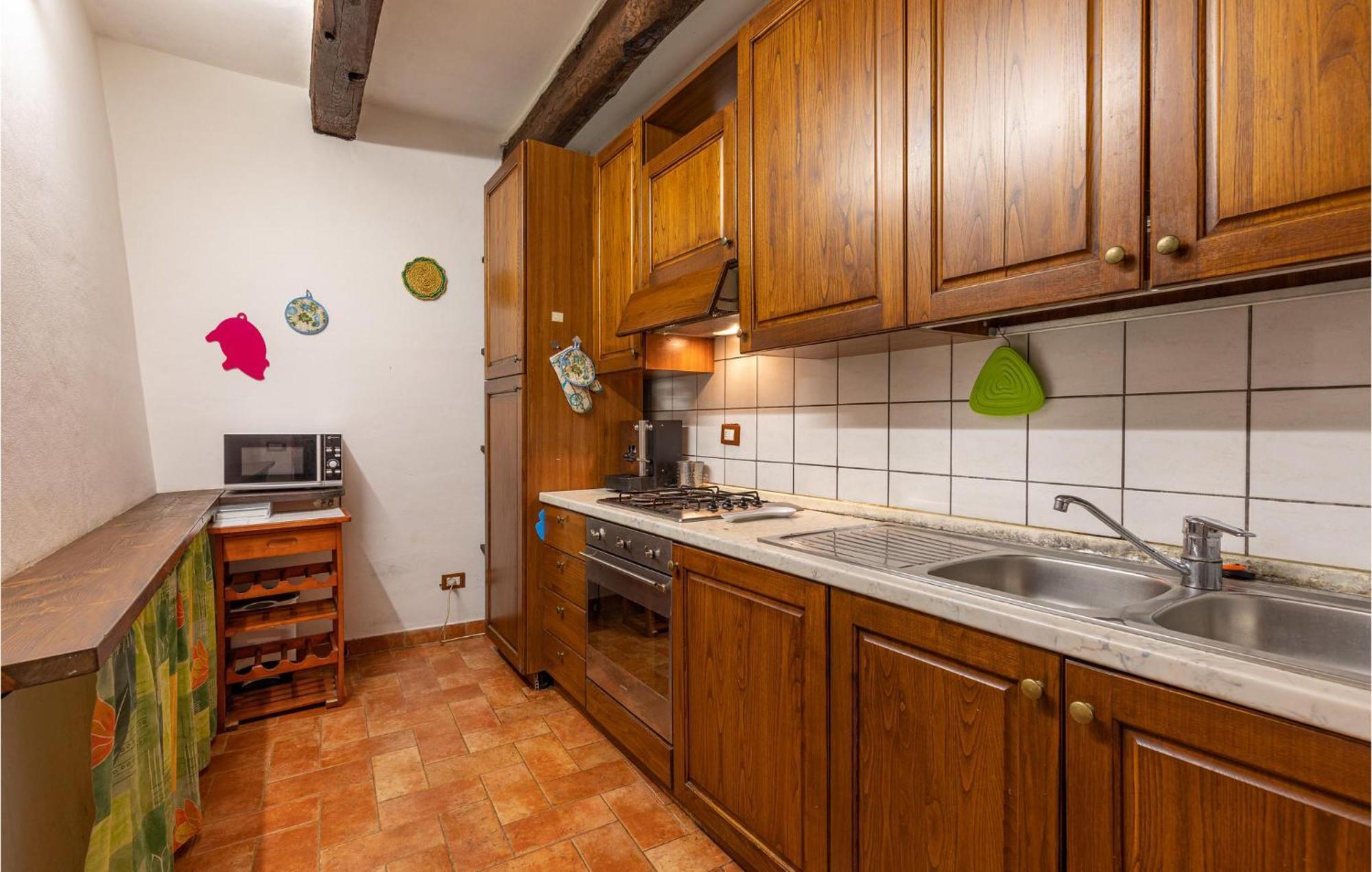 Awesome Home In Marliana With Kitchenette 外观 照片