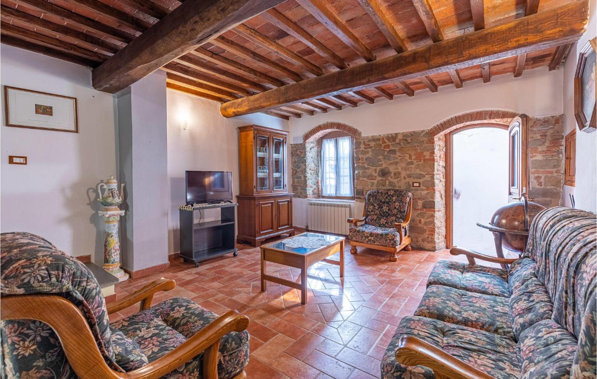 Awesome Home In Marliana With Kitchenette 外观 照片