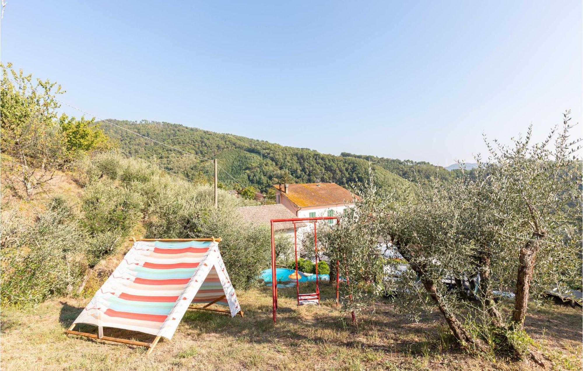 Awesome Home In Marliana With Kitchenette 外观 照片