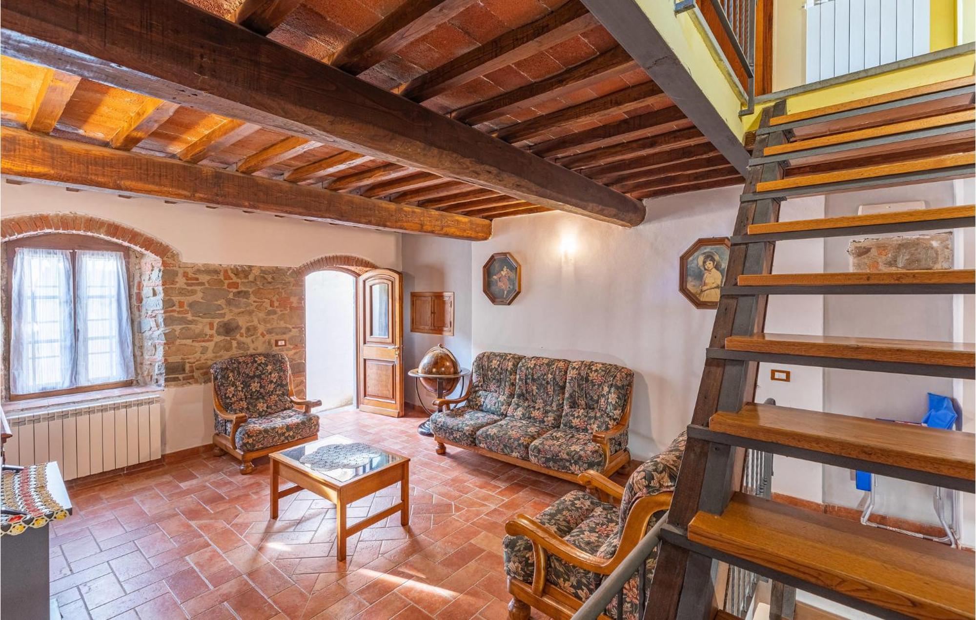 Awesome Home In Marliana With Kitchenette 外观 照片