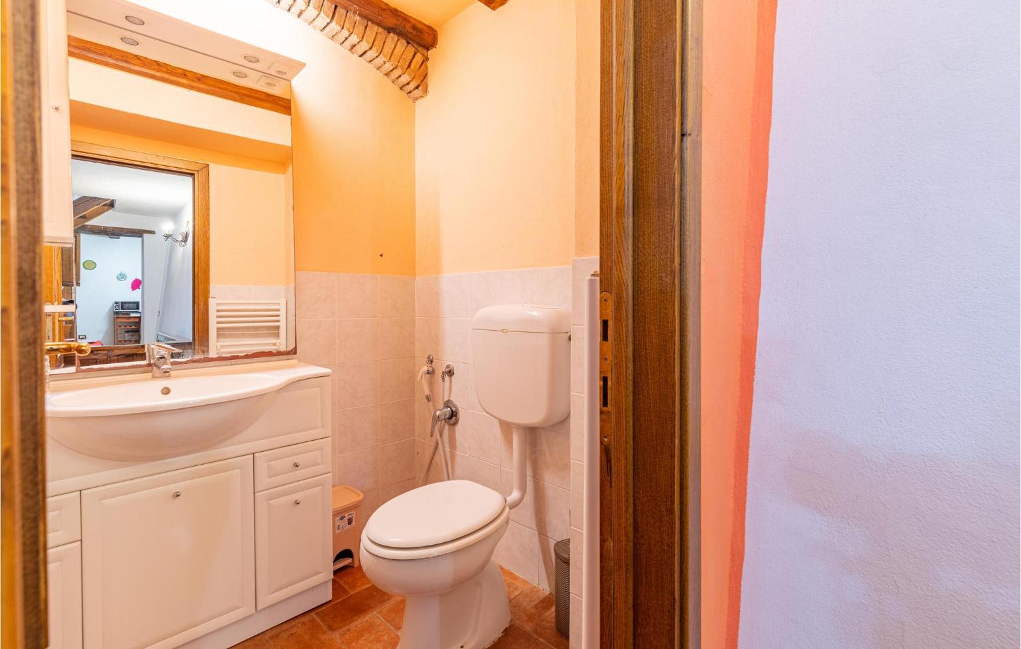 Awesome Home In Marliana With Kitchenette 外观 照片