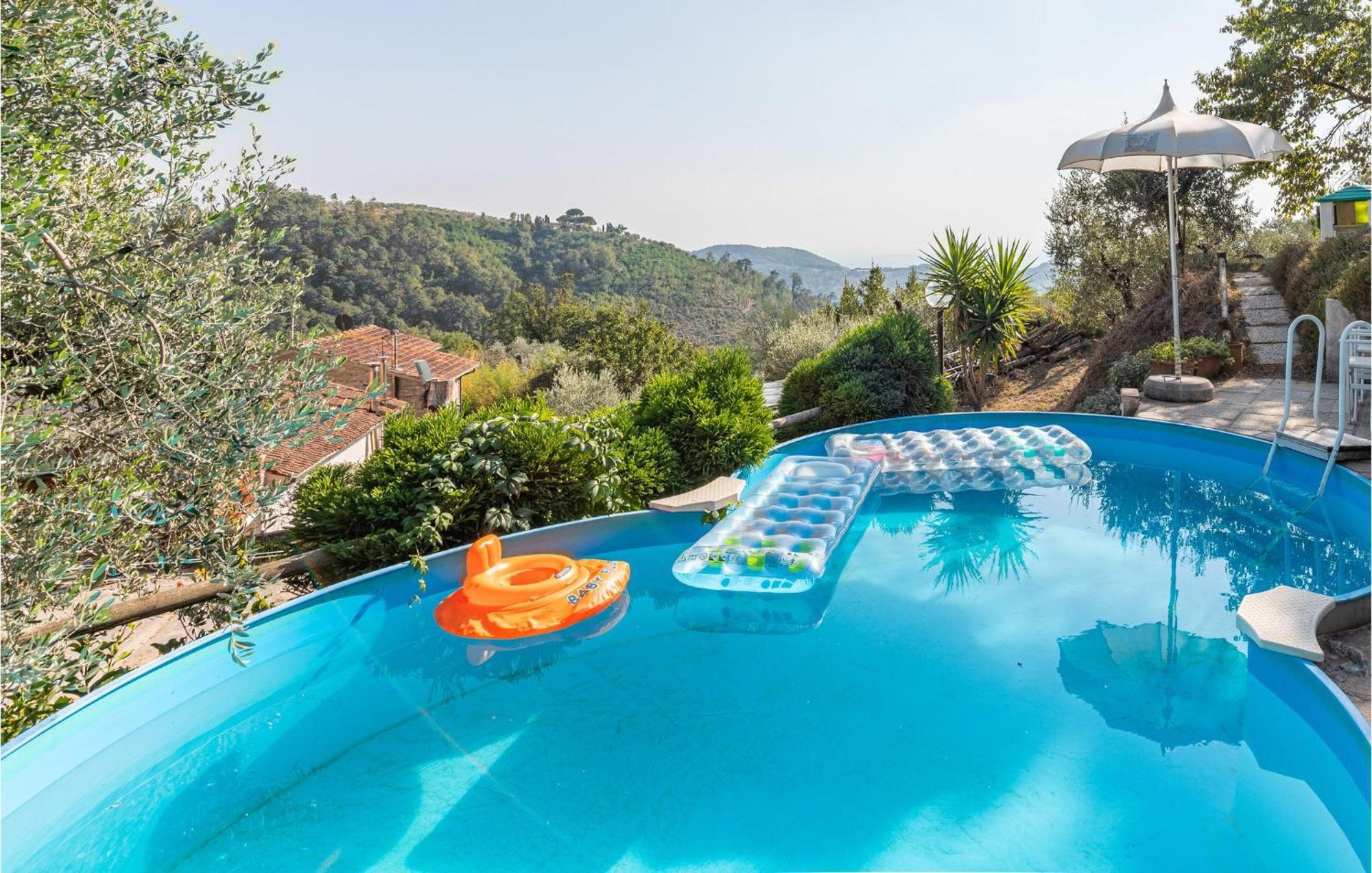 Awesome Home In Marliana With Kitchenette 外观 照片