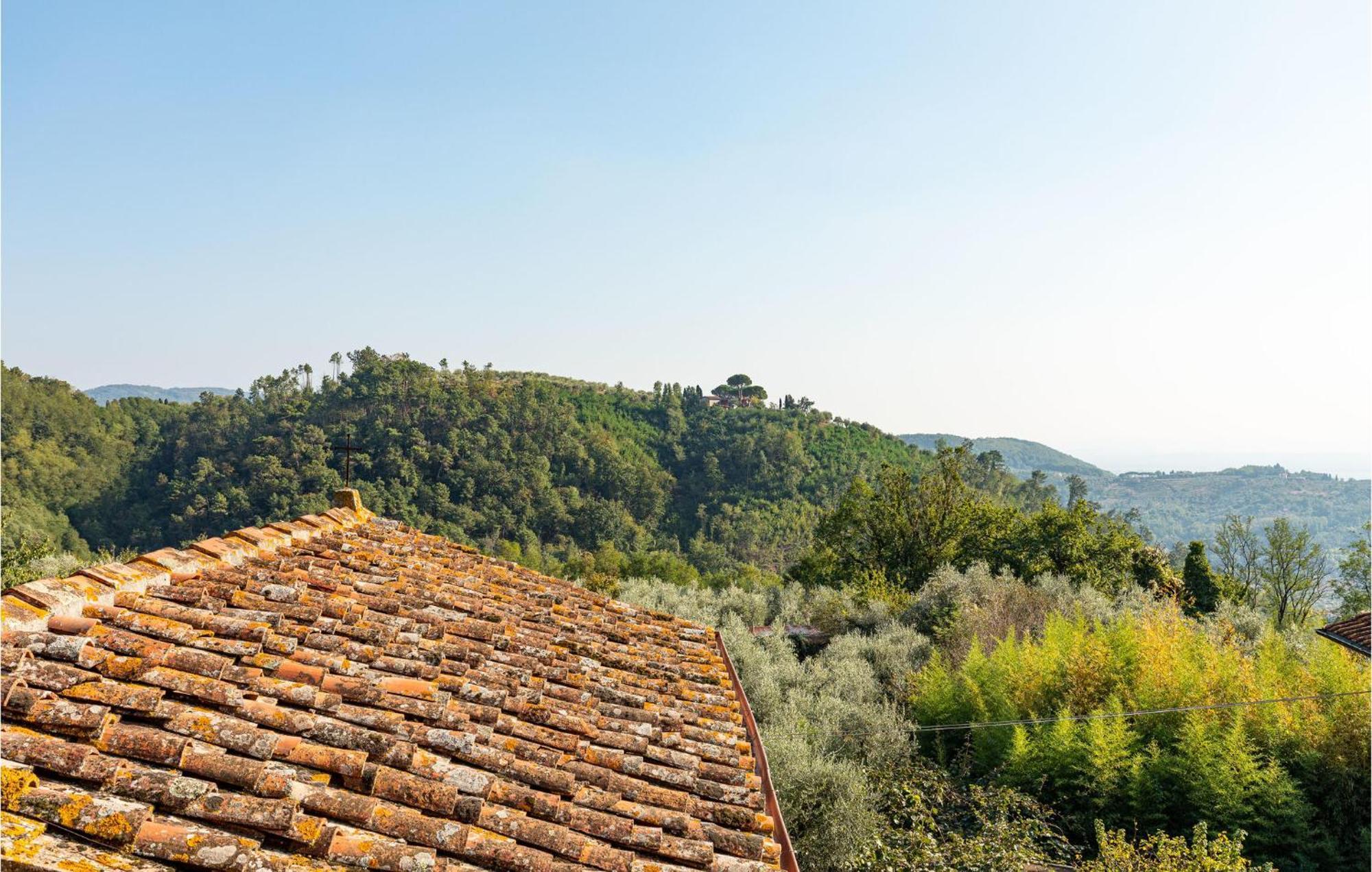 Awesome Home In Marliana With Kitchenette 外观 照片