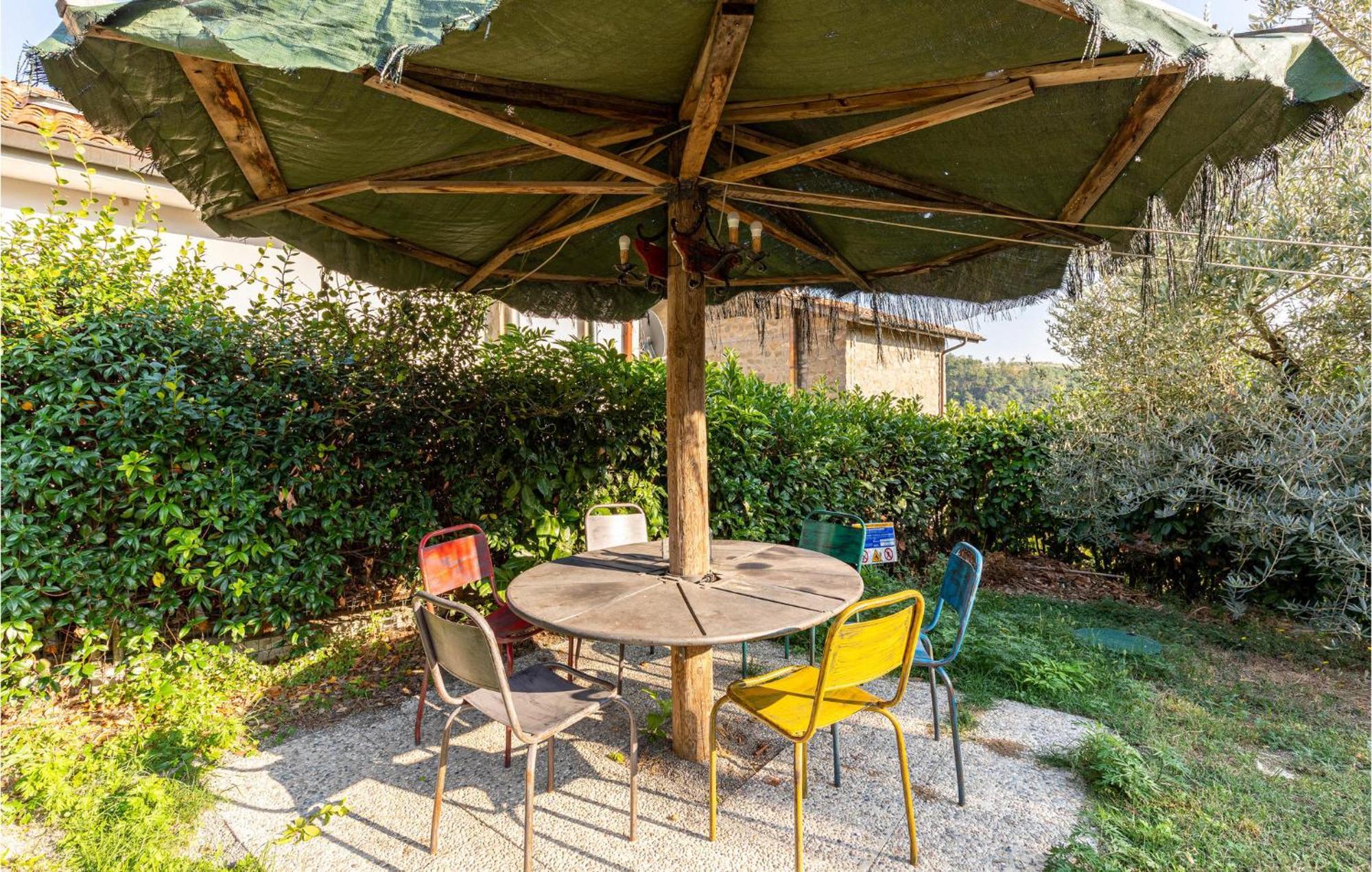 Awesome Home In Marliana With Kitchenette 外观 照片